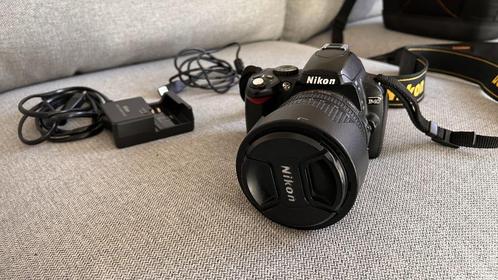 Nikon D40 + Lens AF-S DX NIKKOR 18-105mm + cameratas, Audio, Tv en Foto, Fotocamera's Digitaal, Gebruikt, Spiegelreflex, Nikon
