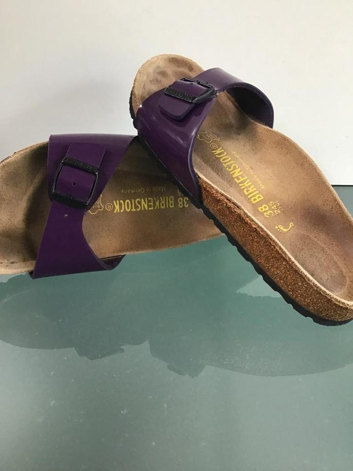 Gratis Verzenden | Birkenstock paarse slippers 38, Kleding | Dames, Schoenen, Zo goed als nieuw, Slippers, Overige kleuren, Verzenden