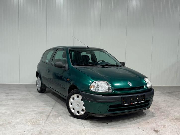 Renault clio — 2002 — 77.000 km — top staat, Auto's, Renault, Particulier, Radio, Benzine, Ophalen
