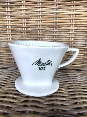 Ancien filtre en faience Melitta 102