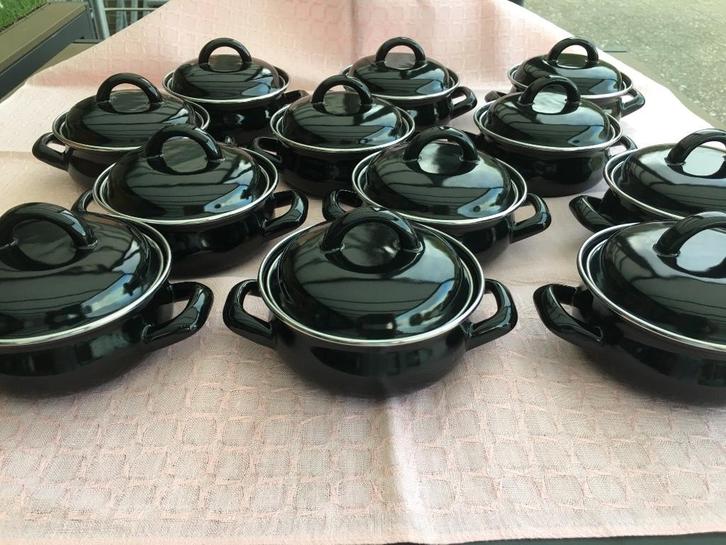 Mosselpotjes 12stuks, Huis en Inrichting, Keuken | Potten en Pannen, Zo goed als nieuw, Ophalen