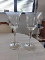 Vazen op voet glas glazen vaas, Ophalen of Verzenden, Glas