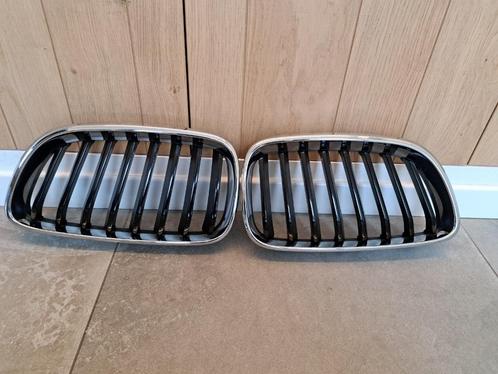 Nieuwe originele BMW Gril links en rechts voor F22 / F23, Auto-onderdelen, Carrosserie, Motorkap, BMW, Voor, Links, Rechts, Nieuw