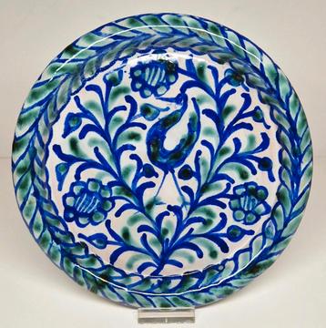 Antieke terracotta Fajalauza wandbord, Spanje 20e eeuw. beschikbaar voor biedingen