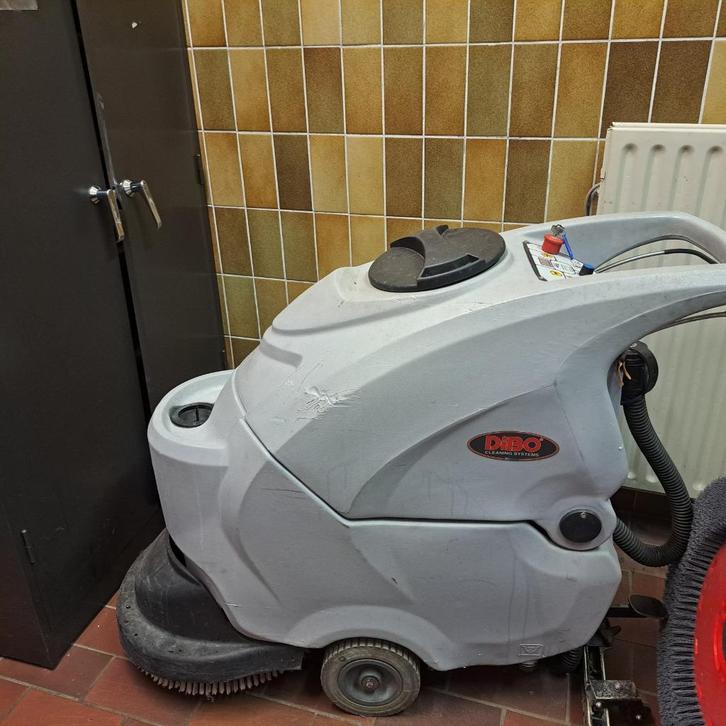 Poetsmachine Dibo, Doe-het-zelf en Bouw, Reinigingsmachines, Gebruikt, Schrobmachine, Ophalen