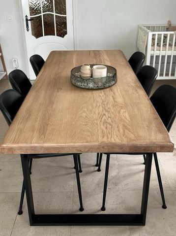6 eetkamerstoelen zwart kunstleder beschikbaar voor biedingen