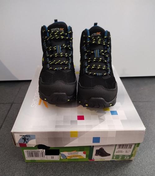 Zwarte hoge wandelschoenen Regatta, maat 33 (nieuw), Kinderen en Baby's, Kinderkleding | Schoenen en Sokken, Nieuw, Schoenen, Jongen