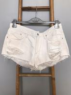 Witte broek met gescheurde / gaten, maat 42., Kleding | Dames, Overige Dameskleding, Gedragen, Short