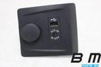 AUX / USB aansluiting BMW 2-Serie F45 Active T. 84109266607, Auto diversen, Autoradio's, Gebruikt