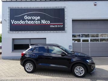 Volkswagen T-Roc 1.0TSi Style VIRTUAL,CARPLAY,FULL LED,NAVI, beschikbaar voor biedingen