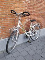 Damesfiets, Fietsen en Brommers, Ophalen, Zo goed als nieuw, Versnellingen