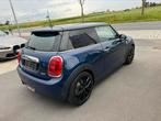 Mini one 1.2i/leder sportstoelen/panodak/cruisecontrol/…, Autos, Mini, Carnet d'entretien, Cuir, Berline, One