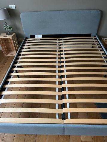 Ikea bed Slattum 160x200 beschikbaar voor biedingen