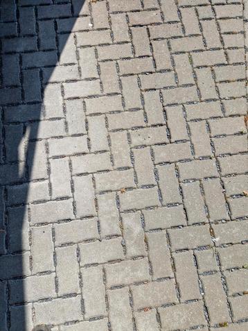 Waterdoorlaatbare beton klinkers +/-18m2