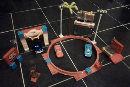 Speelgoedsets van Cars (Mega Bloks), Kinderen en Baby's, Speelgoed | Bouwstenen, Zo goed als nieuw, Ophalen