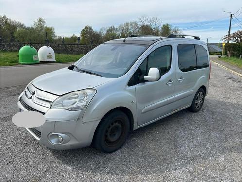 CITROEN BERLINGO MULTISPACE XTR 1.6HDI (BIEN LIRE L'ANNONCE), Auto's, Citroën, Particulier, Berlingo, ABS, Airbags, Airconditioning