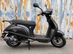 Gloednieuwe Fly mat zwart scooter beschikbaar in klasse A, Nieuw, 50 cc, Ophalen of Verzenden