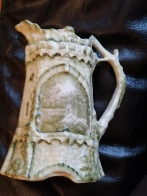 Pot à lait 19ème siècle tour de château, Antiquités & Art, Antiquités | Céramique & Poterie, Enlèvement ou Envoi