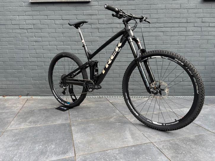 🔥NIEUWSTAAT🔥TREK TOP FUEL 8 Fully mtb L 2022, Fietsen en Brommers, Fietsen | Mountainbikes en ATB, Zo goed als nieuw, Trek, Fully