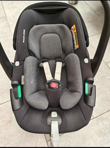 Maxi cosi pebble 360 i-size beschikbaar voor biedingen