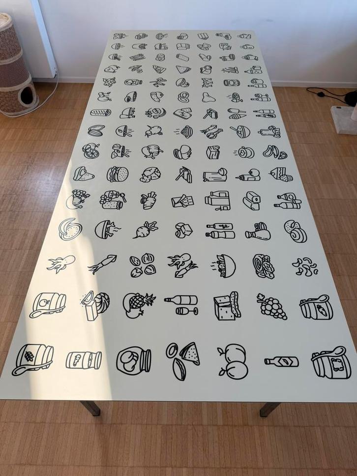 Unieke eettafel voor minimaal 8 personen, Huis en Inrichting, Tafels | Eettafels, Zo goed als nieuw, Ophalen