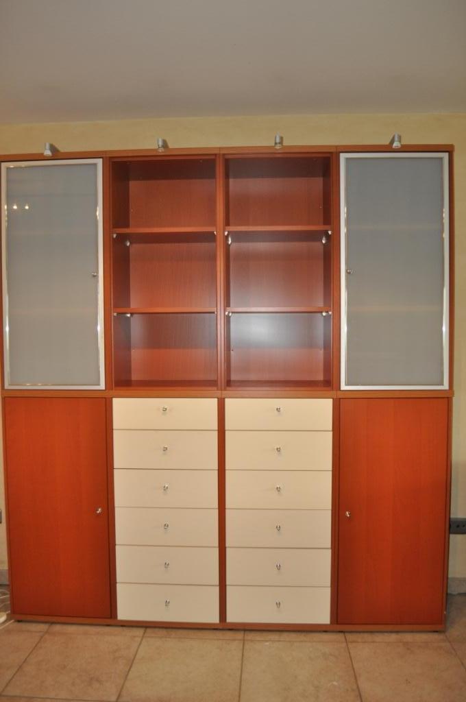 Hülsta boeken / vitrinekast- eerste eigenaar, Huis en Inrichting, Kasten | Boekenkasten, Gebruikt, 150 tot 200 cm, 200 cm of meer