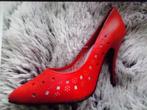 Chaussures haut talons NEUVES, Chaussures à haut talons, Enlèvement, Neuf, Rouge