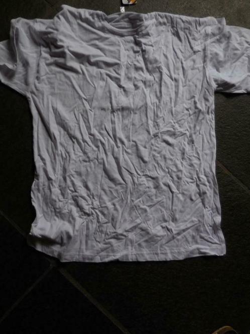 t-shirt femme blanc-noir neuf avec étiquette M-L-XL et XXL, Vêtements | Femmes, T-shirts, Neuf, Blanc, Enlèvement ou Envoi