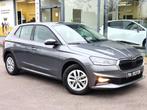 Skoda Fabia 1.0 ESSENCE 110CV ! FAIBLE KILOMETRAGE !, Auto's, Automaat, Stof, Gebruikt, Euro 6