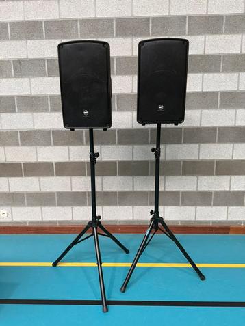 2x RCF ART. + pied + cablage + micro beschikbaar voor biedingen