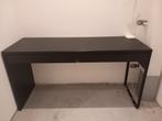 Zwarte bureau met 2 laden, 1m40 breed, 50 cm diep, Ophalen, Zo goed als nieuw, Bureau