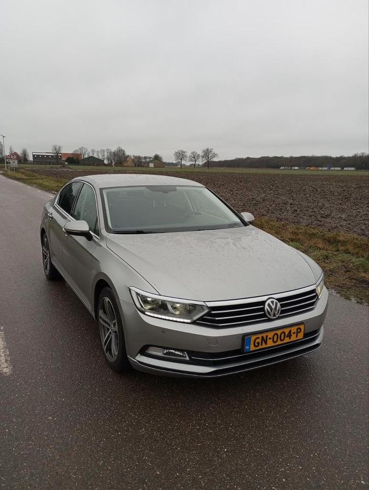 Volkswagen Passat 1.4 TSI ACT 110KW BMT 2015, Autos, Volkswagen, Particulier, Passat, ABS, Caméra de recul, Bluetooth, Ordinateur de bord