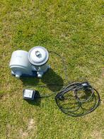 Intex crystal clear cartridge filterpomp., Tuin en Terras, Ophalen, Zo goed als nieuw