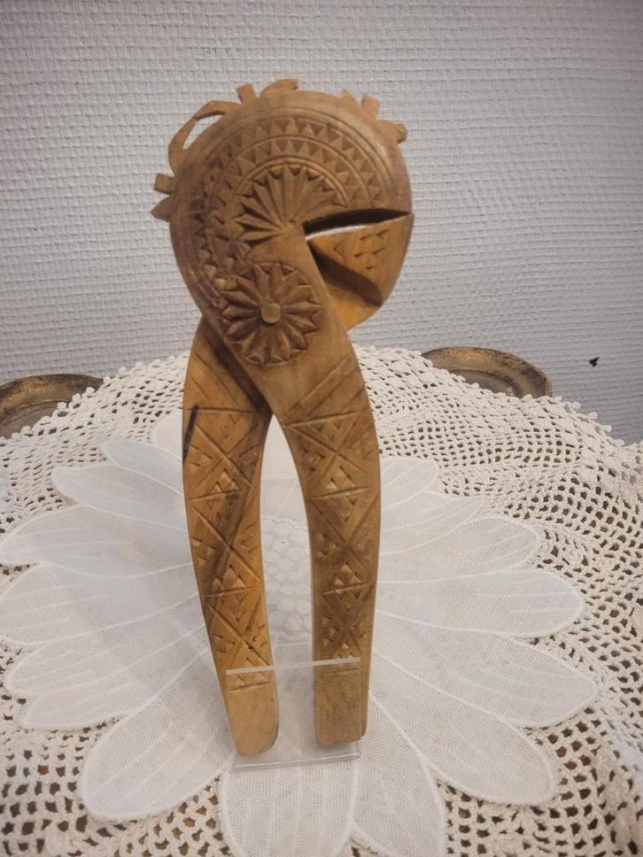 Casse Noisette Scandinavie Mid century, Antiek en Kunst, Kunst | Beelden en Houtsnijwerken, Ophalen of Verzenden