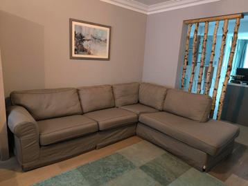 Knappe hoekzetel in taupe in prima staat - MOET NU WEG beschikbaar voor biedingen