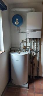 HR gaswandketel Vaillant met 150l boiler, thermostaat expvat, Doe-het-zelf en Bouw, Chauffageketels en Boilers, Ophalen, Gebruikt