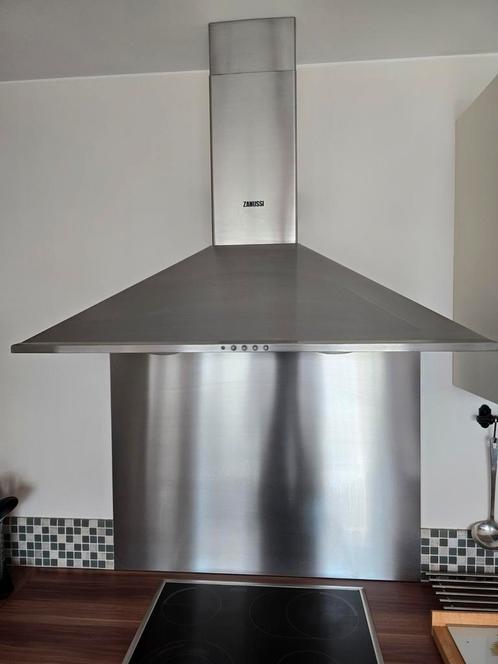 Zanussi ZHC900X afzuigkap en wandschouw met wandplaat, Elektronische apparatuur, Afzuigkappen, Gebruikt, Vrijstaand, Wandschouwkap