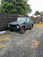 Lege kas lada niva, Auto's, Niva, Particulier, SUV of Terreinwagen, 3 deurs