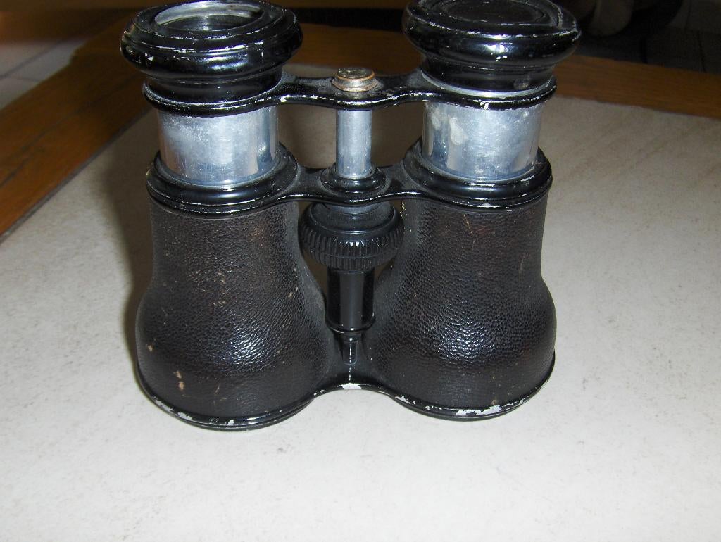 Ancienne jumelle flammarion,fonctionne. Pour 5€, Ophalen of Verzenden