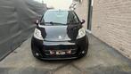 Peugeot 107 essence 139.000km airco 12 mois de garantie, Auto's, Euro 5, Zwart, Bedrijf, 5 deurs