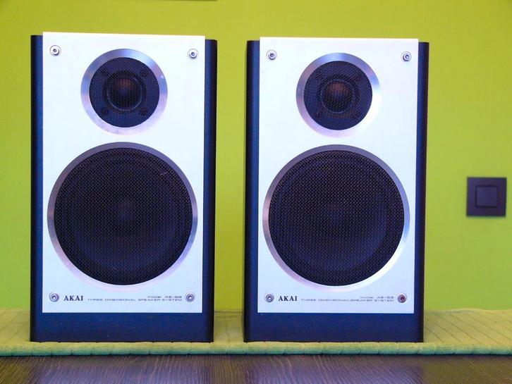 BOX AKAI AE-53, Audio, Tv en Foto, Luidsprekerboxen, Zo goed als nieuw, Front, Rear of Stereo speakers, 60 tot 120 watt, Overige merken