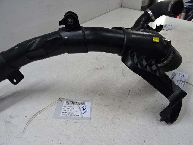 INTERCOOLER SLANG Audi Q3 (8UB / 8UG) (01-2011/12-2019), Gebruikt, Audi