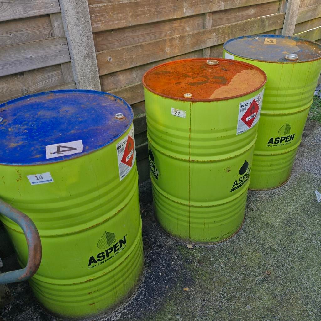 3 aspen (benzine) vaten, Tuin en Terras, Ophalen