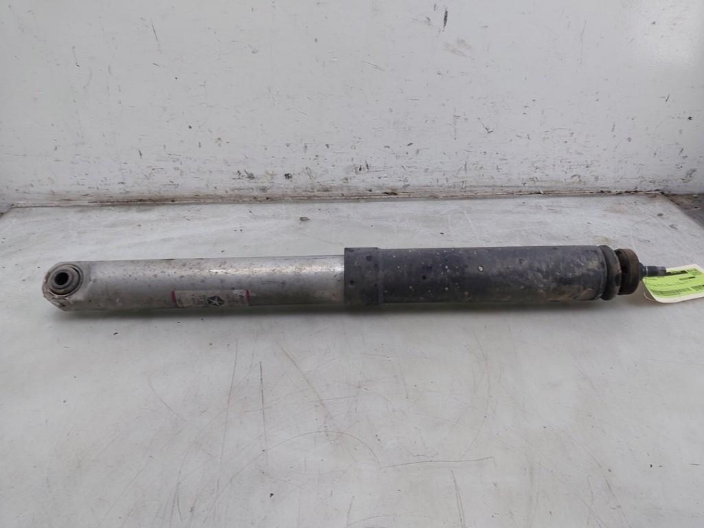 SCHOKBREKER RECHTS ACHTER 1500 Crew Cab (DS) (|68262591AC|), Dhr. J. Ham, Gebruikt, Overige automerken, Administratie@autoham.nl