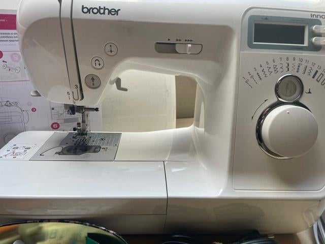 NAAIMACHINE BROTHER INNOVIS, Ophalen, Gebruikt, Naaimachine, Brother