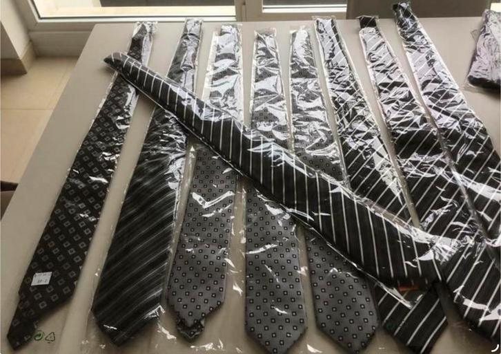 Lot van 12 nieuwe plastrons, Vêtements | Hommes, Cravates, Comme neuf, Bleu, Enlèvement ou Envoi