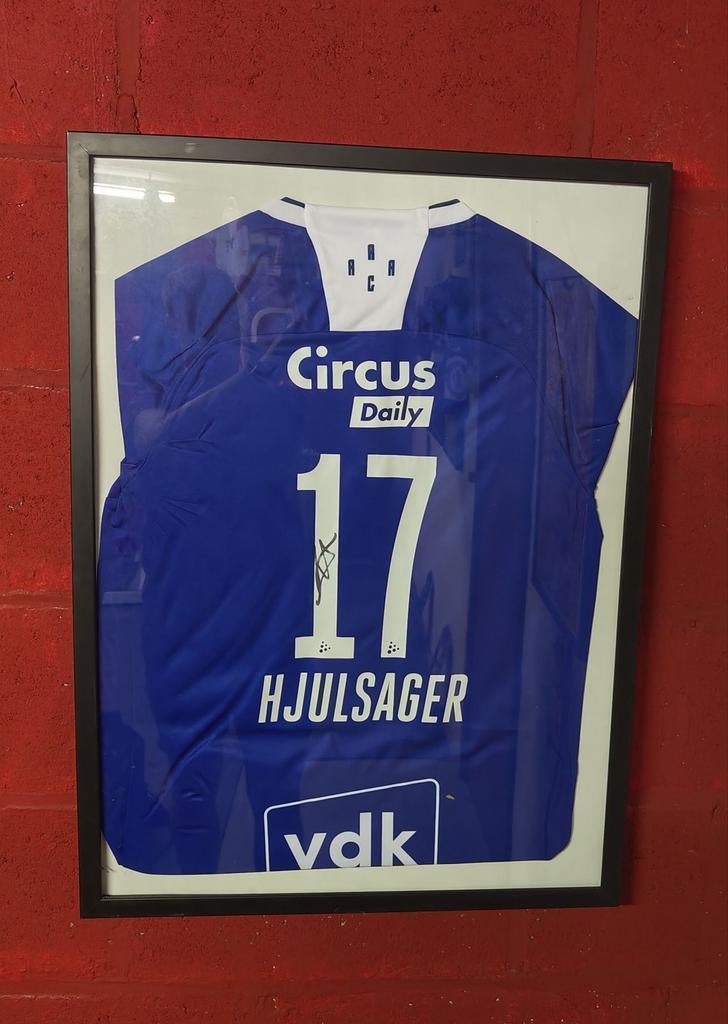 Match worn signed shirt - Hjulsager / AA Gent, Collections, Enlèvement, Comme neuf, Maillot