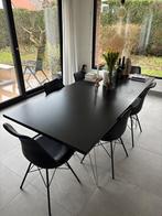 Magis tafel en gewone stoelen, Huis en Inrichting, Tafels | Eettafels, Ophalen, Gebruikt, Vijf personen of meer, Modern