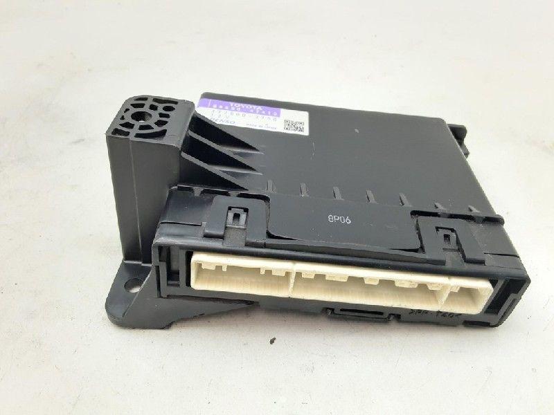 COMPUTER KOELING Toyota Prius Plus (ZVW4) (01-2011/-), Gebruikt, Toyota