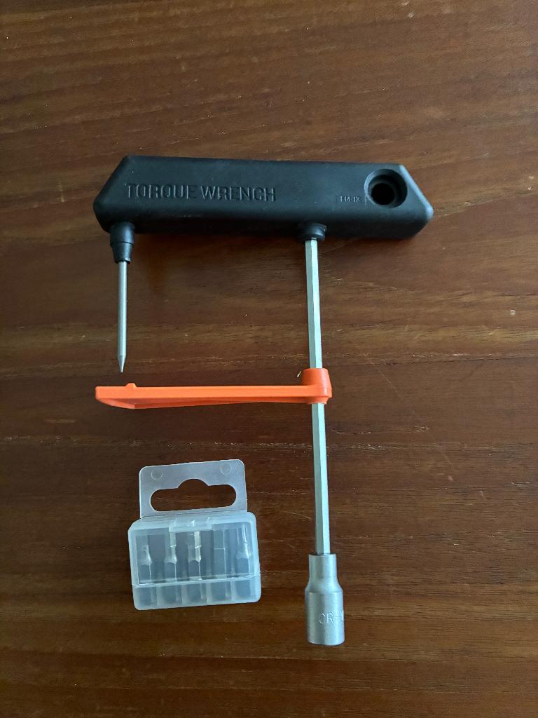 Clé dynamométrique / Torque wrench, Enlèvement, Neuf